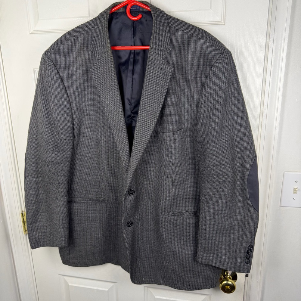 Stafford Charcoal Gray Men's Sport Coat with Elbow Patches